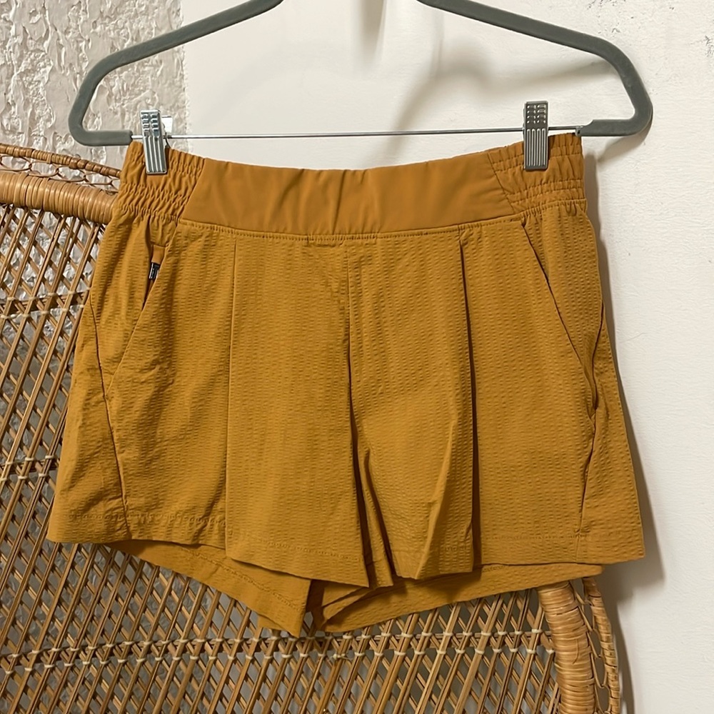 Athleta Brooklyn shorts